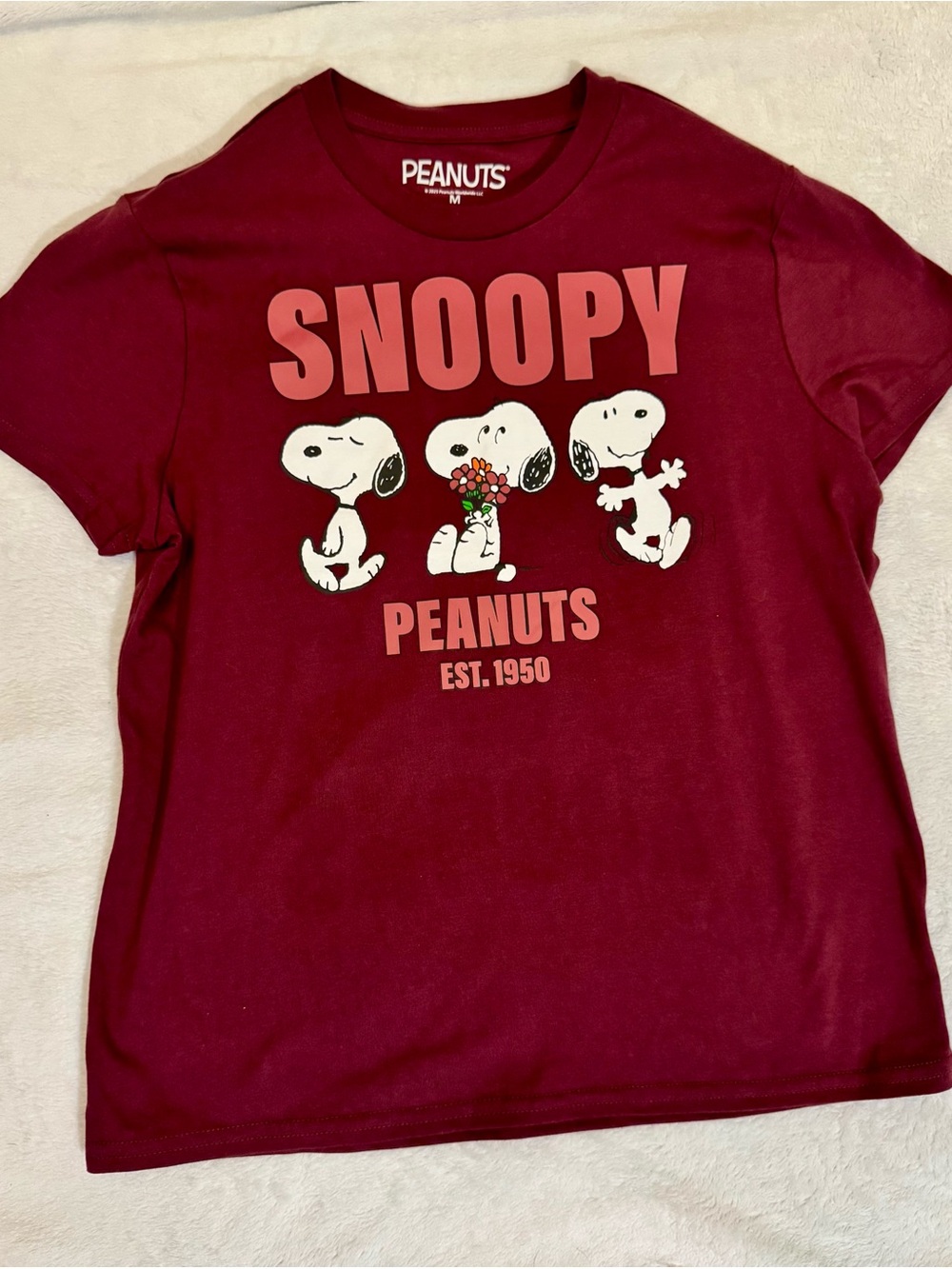 Peanuts Snoopy Graphic Print Burgundy Crew Neck Tee Size M